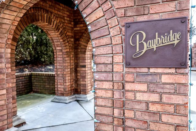 208-11 Estates Drive 23128, Bayside, NY 11360