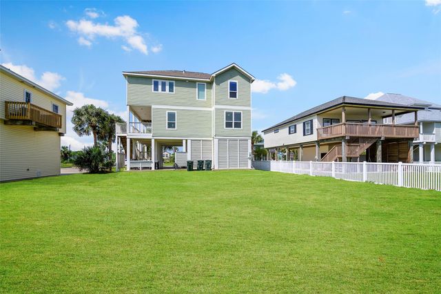 13951 Pirates Beach Boulevard, Galveston, TX 77554