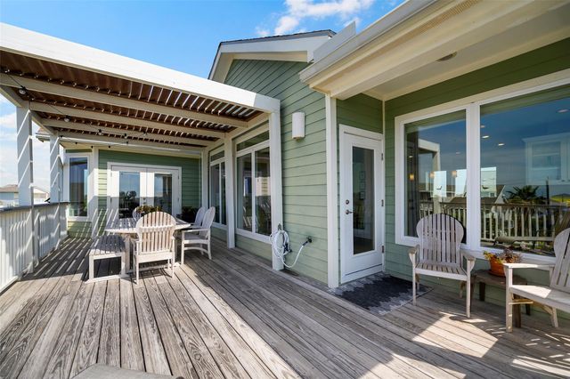 13951 Pirates Beach Boulevard, Galveston, TX 77554