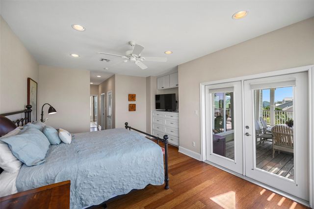 13951 Pirates Beach Boulevard, Galveston, TX 77554
