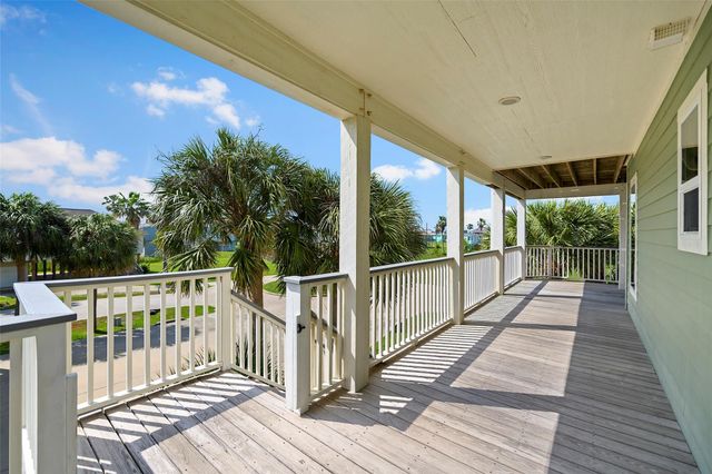 13951 Pirates Beach Boulevard, Galveston, TX 77554