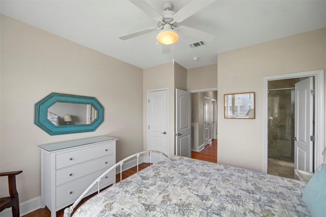 13951 Pirates Beach Boulevard, Galveston, TX 77554