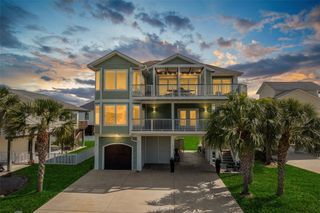 13951 Pirates Beach Boulevard, Galveston, TX 77554