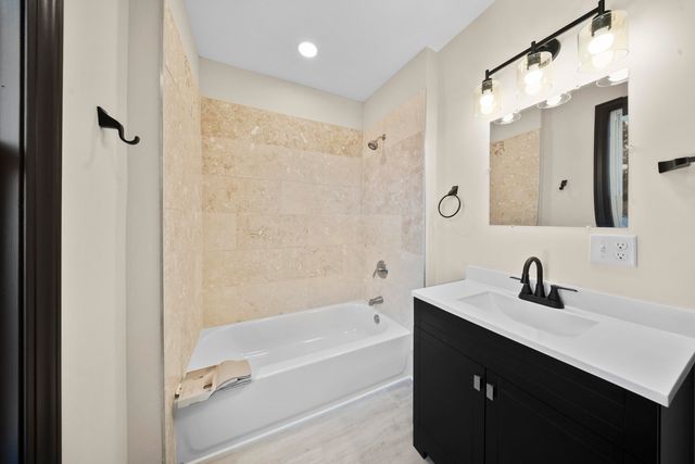 1722 Poplar Street, Kenova, WV 25530