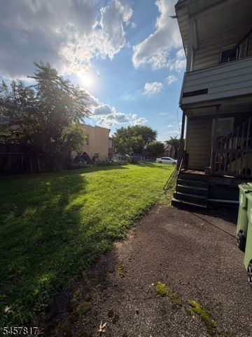 1220 E Henry St, Linden City, NJ 07036