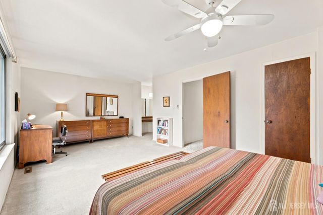 16 Irongate, Metuchen, NJ 08840