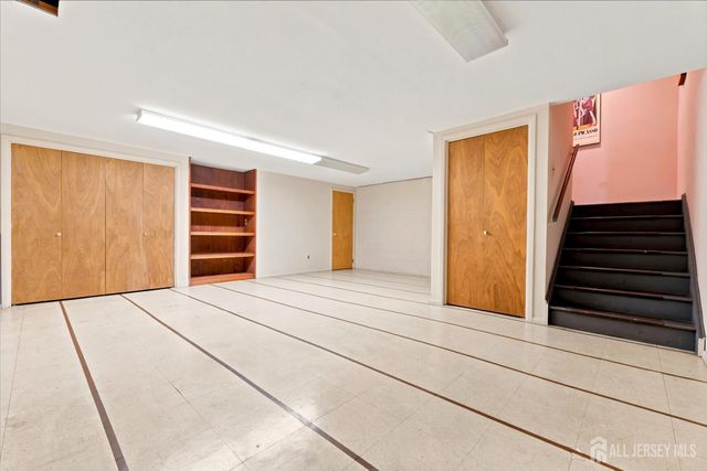 16 Irongate, Metuchen, NJ 08840