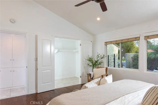 2102 Vista Entrada, Newport Beach, CA 92660
