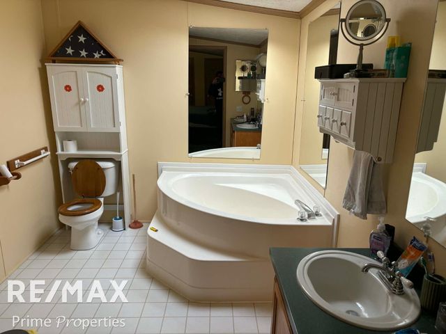 134 Apollo Avenue, Flushing Twp, MI 48433