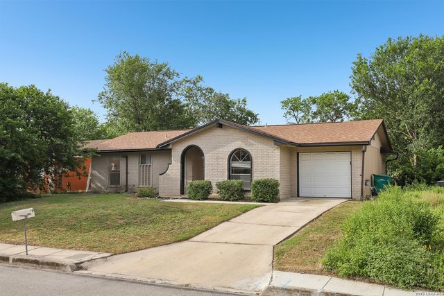 529 Willow Dr, Converse, TX 78109