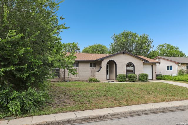 529 Willow Dr, Converse, TX 78109