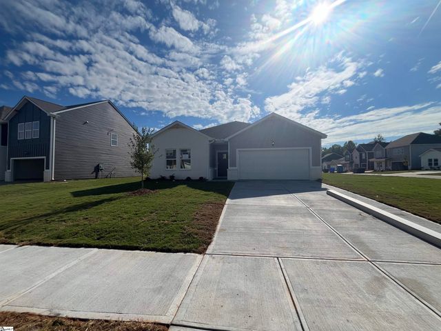 502 Cedar Valley Drive, Piedmont, SC 29673