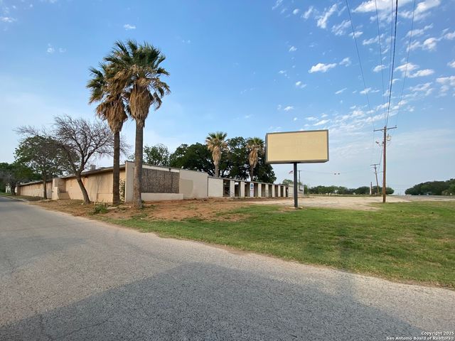 230 W Miller, Dilley, TX 78017