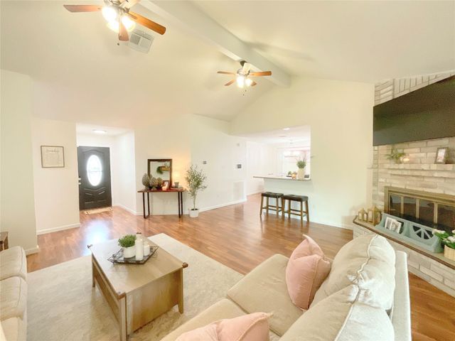 7410 Shoshone Drive, Baytown, TX 77521