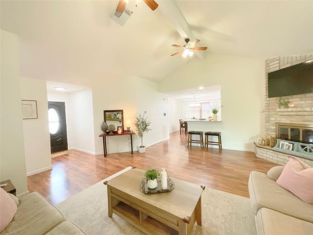 7410 Shoshone Drive, Baytown, TX 77521