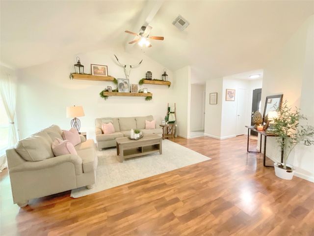 7410 Shoshone Drive, Baytown, TX 77521