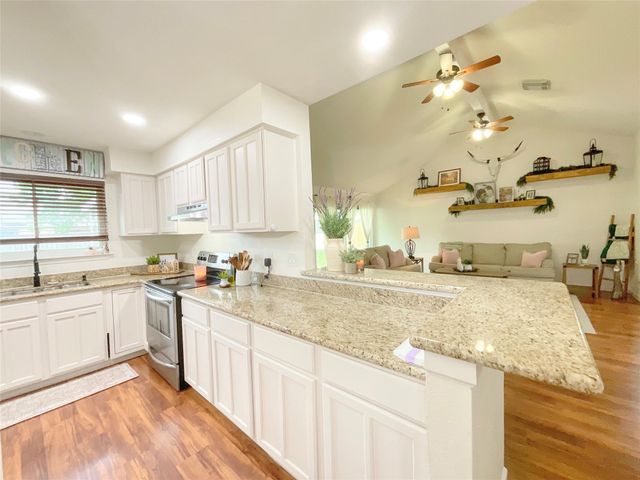 7410 Shoshone Drive, Baytown, TX 77521