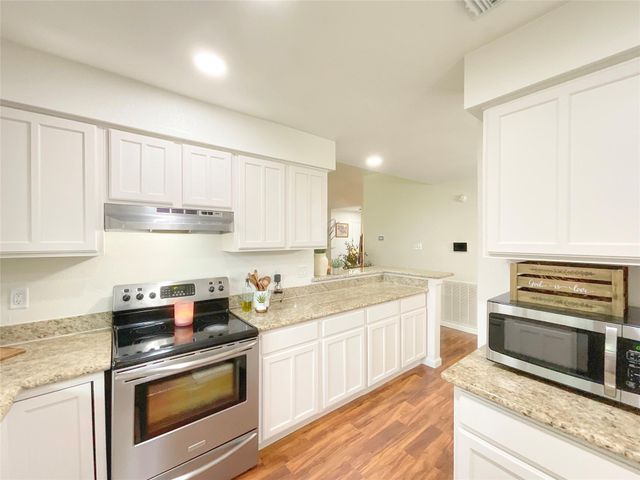 7410 Shoshone Drive, Baytown, TX 77521