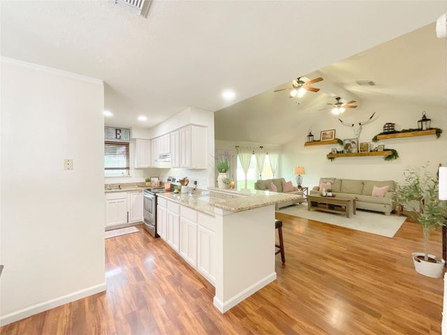 7410 Shoshone Drive, Baytown, TX 77521