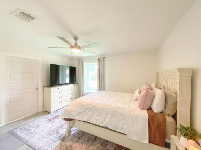 7410 Shoshone Drive, Baytown, TX 77521