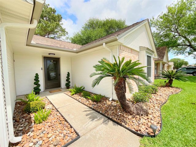 7410 Shoshone Drive, Baytown, TX 77521
