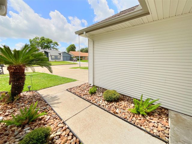 7410 Shoshone Drive, Baytown, TX 77521