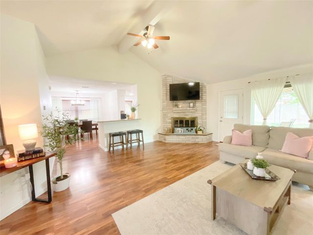 7410 Shoshone Drive, Baytown, TX 77521