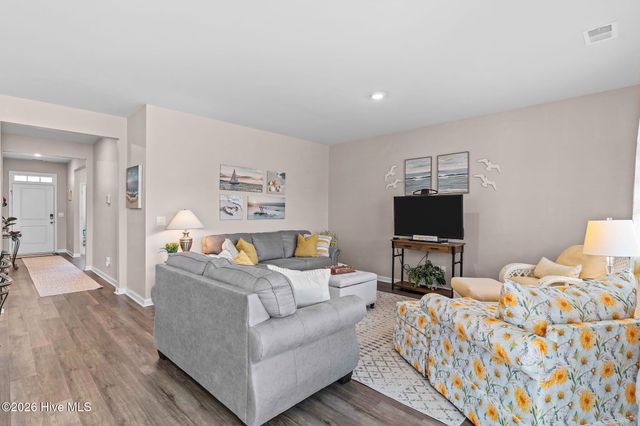 1115 Burled Oak Ridge Loop SE, Bolivia, NC 28422