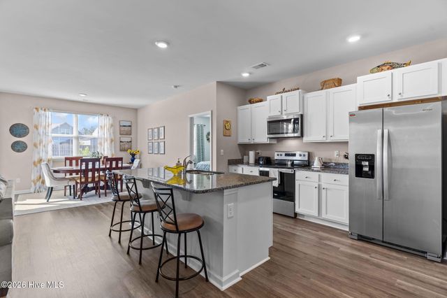 1115 Burled Oak Ridge Loop SE, Bolivia, NC 28422