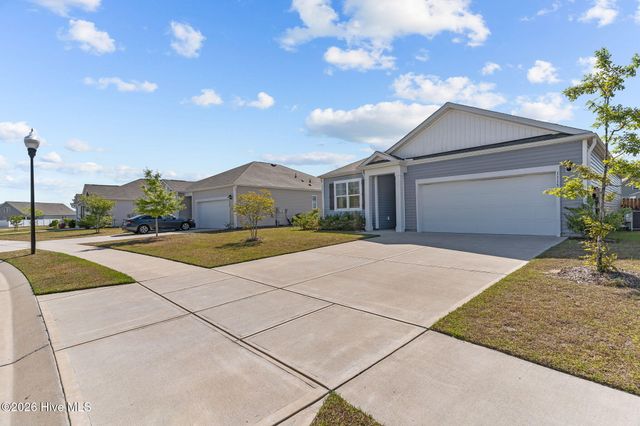 1115 Burled Oak Ridge Loop SE, Bolivia, NC 28422