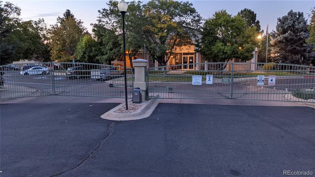 10056 E Carolina Place 103, Aurora, CO 80247