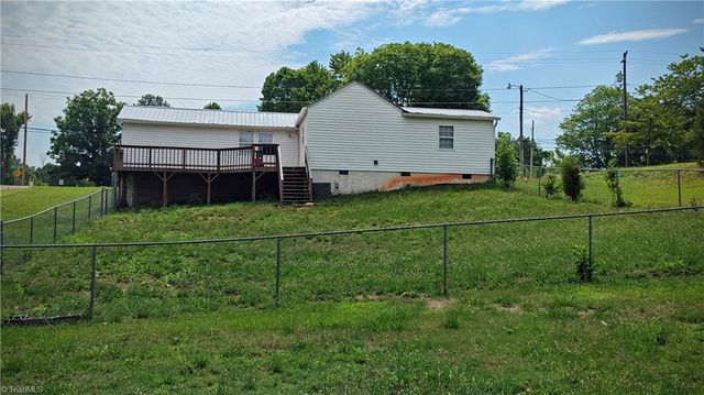 4235 Fuller Mill Road N, Thomasville, NC 27360