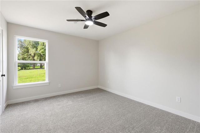 103 S Crittendon Street, Holden, MO 64040