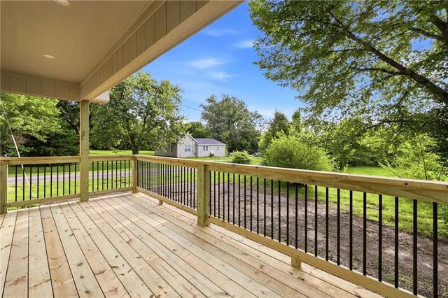 103 S Crittendon Street, Holden, MO 64040