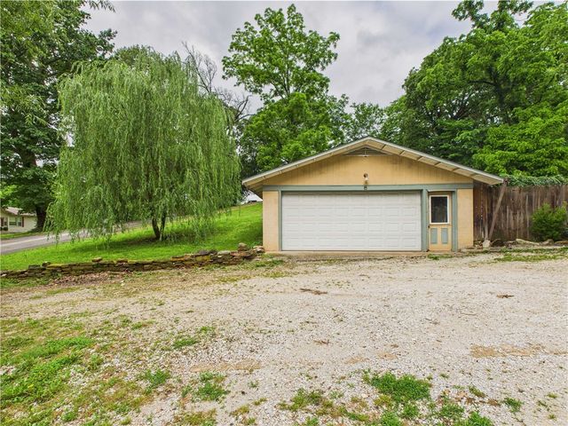 54 Southgate Drive, Harrison, AR 72601