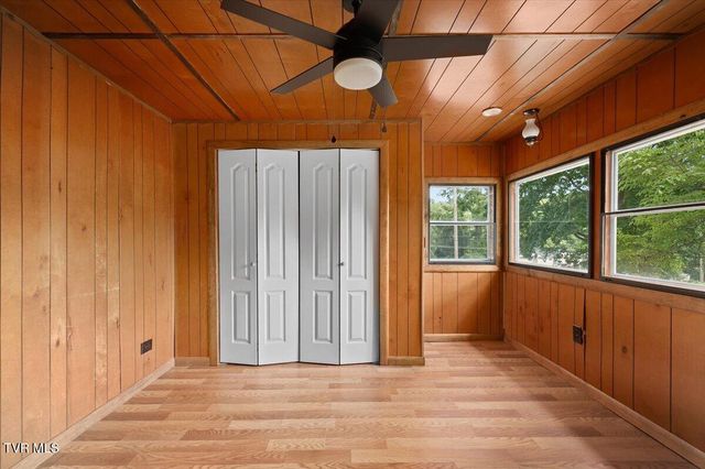 151 Hallborough Drive, Jonesborough, TN 37659