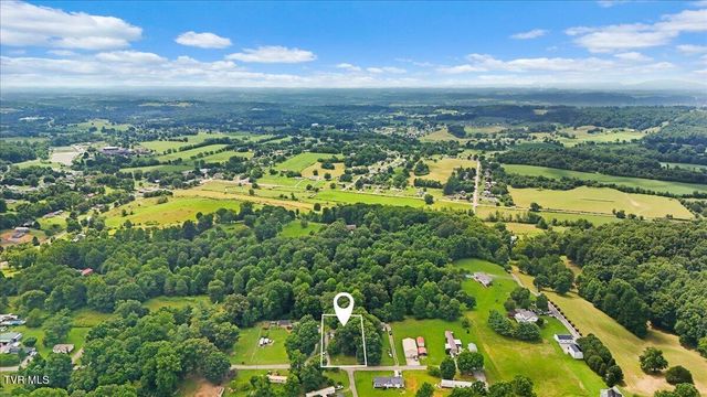 151 Hallborough Drive, Jonesborough, TN 37659
