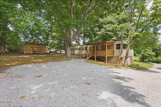 151 Hallborough Drive, Jonesborough, TN 37659