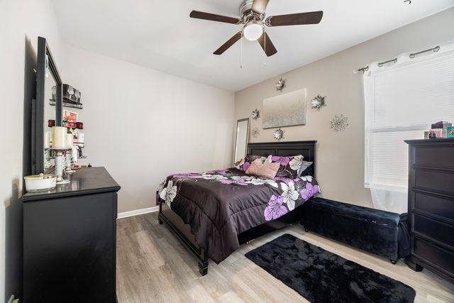 2431 Gunderson Avenue, Berwyn, IL 60402