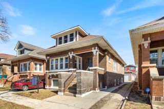 2431 Gunderson Avenue, Berwyn, IL 60402