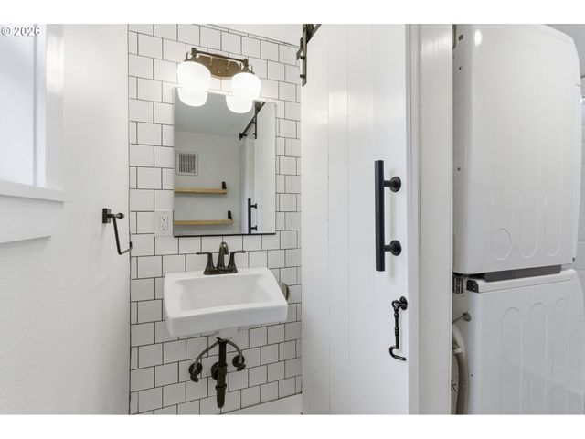 13295 Sw PEARL St, Beaverton, OR 97005