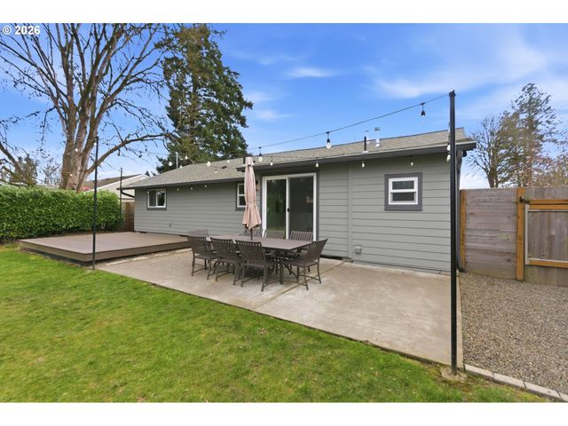 13295 Sw PEARL St, Beaverton, OR 97005