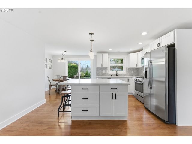 13295 Sw PEARL St, Beaverton, OR 97005