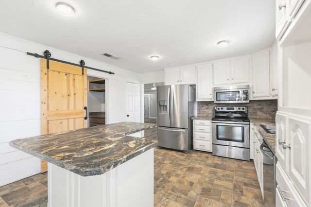154 Quinta Circle, Royse City, TX 75189