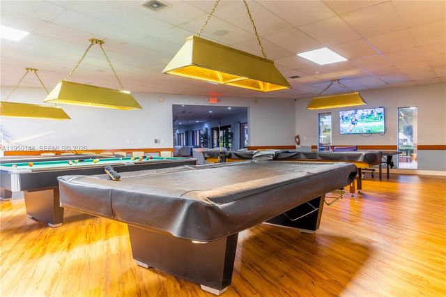 351 Cambridge Rd 107, Hollywood, FL 33024