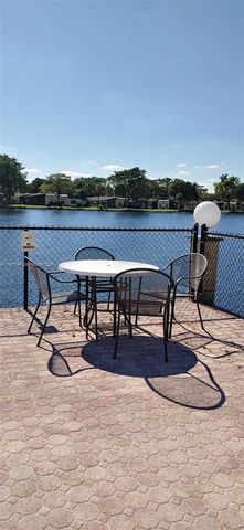 351 Cambridge Rd 107, Hollywood, FL 33024