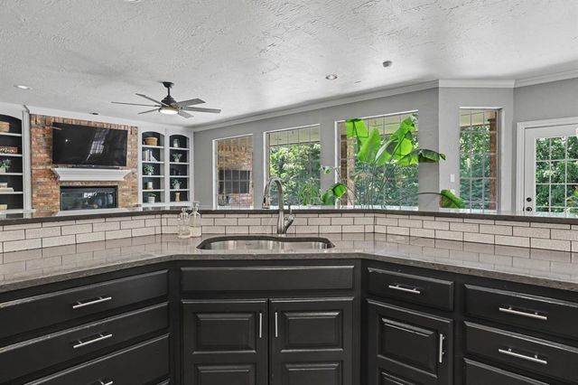 604 Winding Creek Road, Yukon, OK 73099