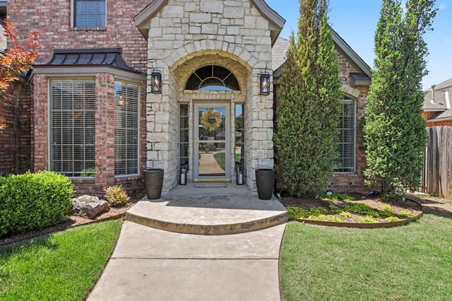 604 Winding Creek Road, Yukon, OK 73099