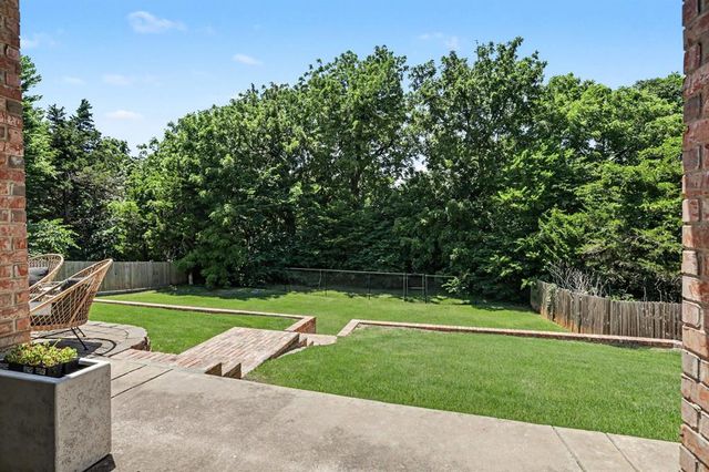 604 Winding Creek Road, Yukon, OK 73099