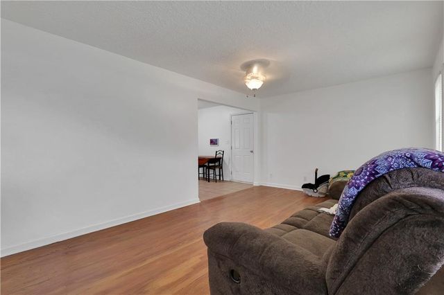12907 E McCoy Street, Independence, MO 64055